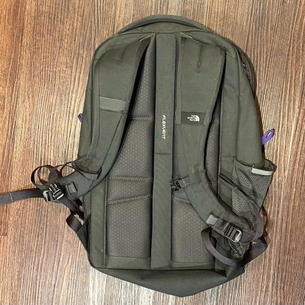 The north face backpack - Picture 2 of 5